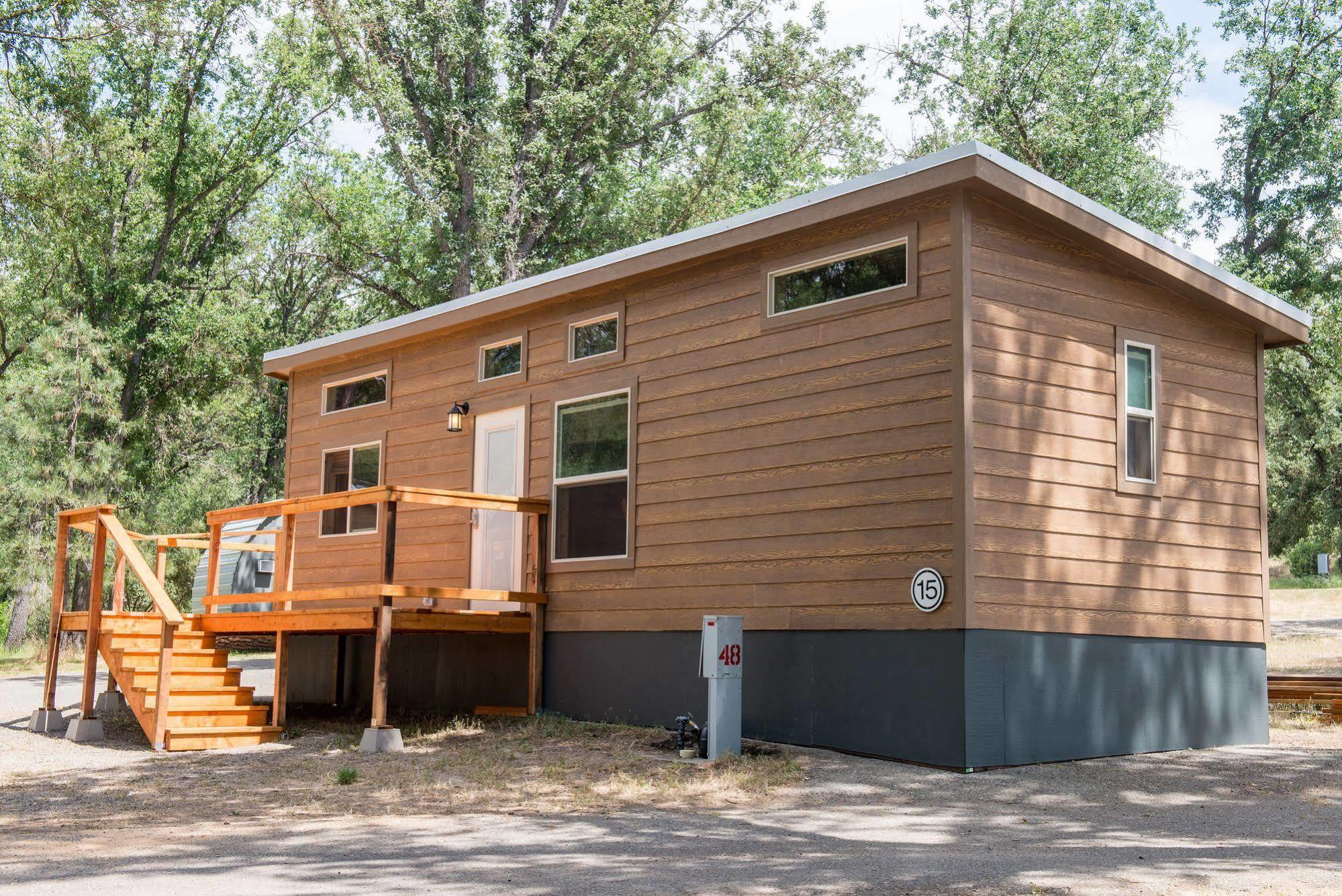 Sierra Meadows 3*